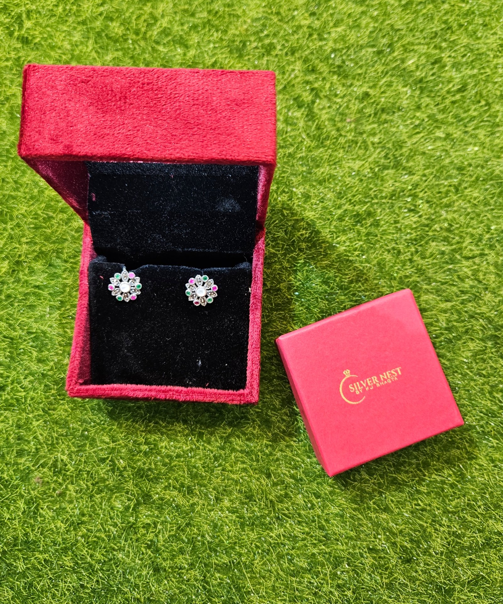 Silver stud(ladies)